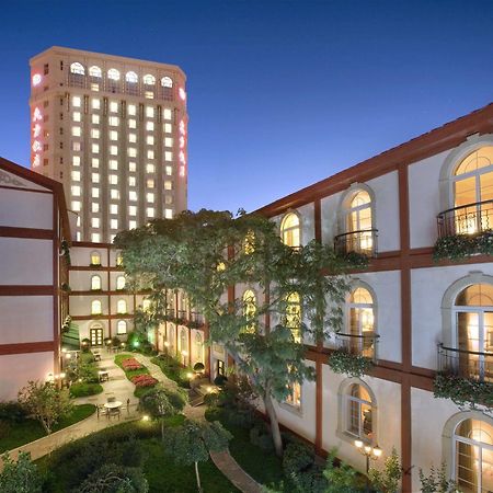 Dong Fang Hotel Pekin Dış mekan fotoğraf