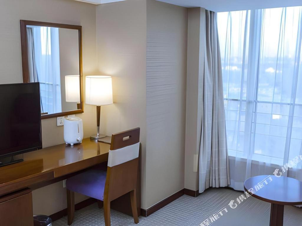 Dong Fang Hotel Pekin Dış mekan fotoğraf