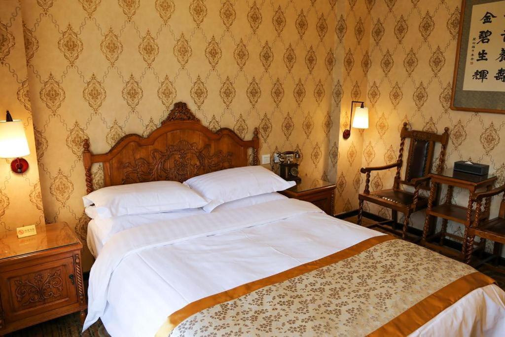 Dong Fang Hotel Pekin Dış mekan fotoğraf