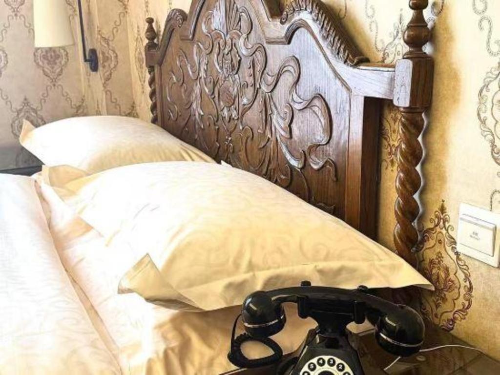 Dong Fang Hotel Pekin Dış mekan fotoğraf