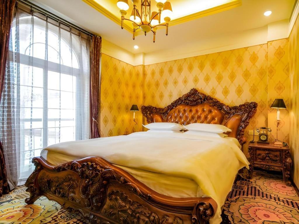 Dong Fang Hotel Pekin Dış mekan fotoğraf